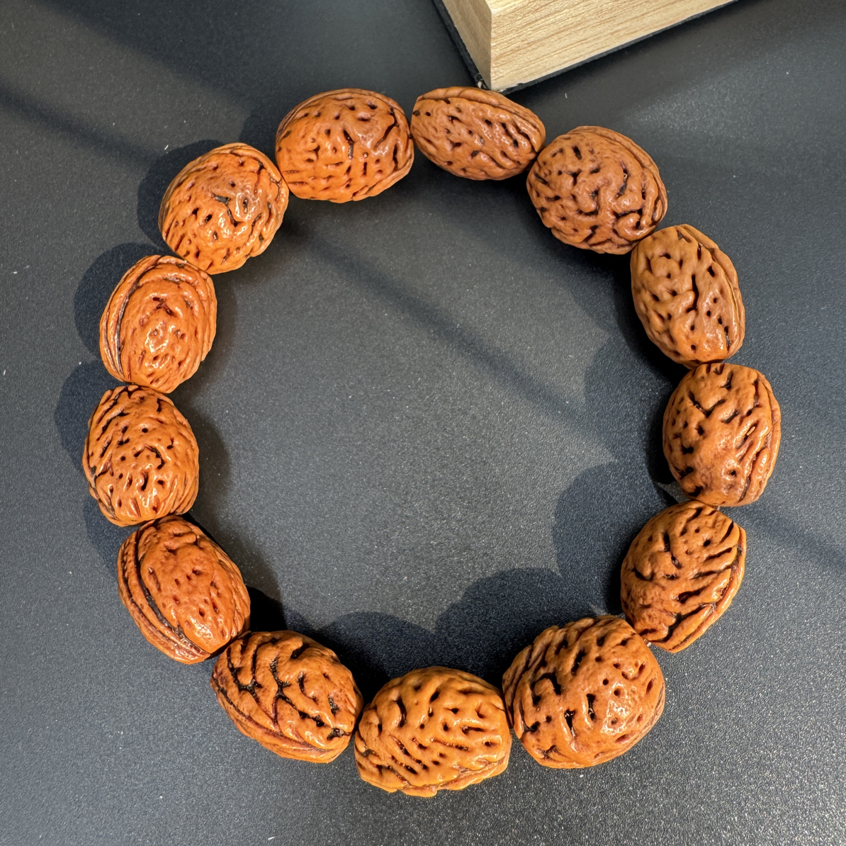 野生东南枝秦岭龙纹桃枭手串正月采摘桃木红绳手链