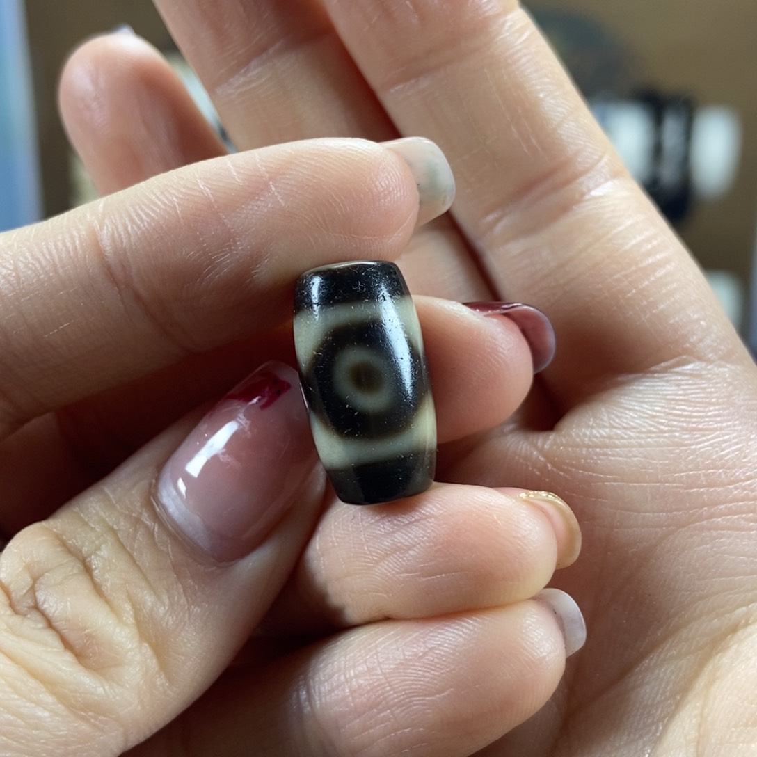 玛瑙/玉髓三眼未镶嵌