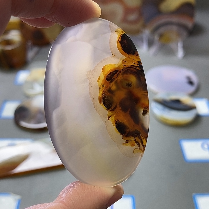 玛瑙/玉髓未镶嵌珠宝半成品106