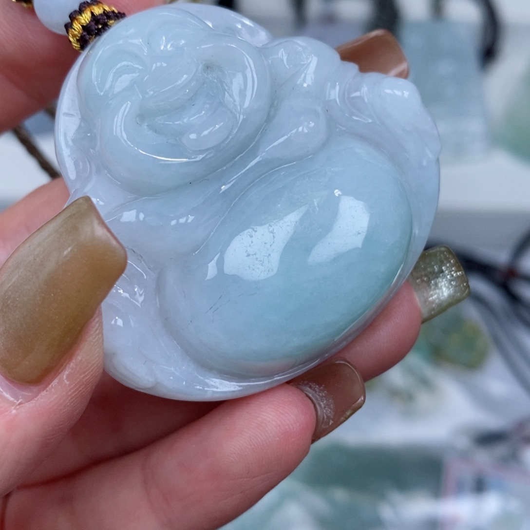 翡翠颈饰未镶嵌吊坠