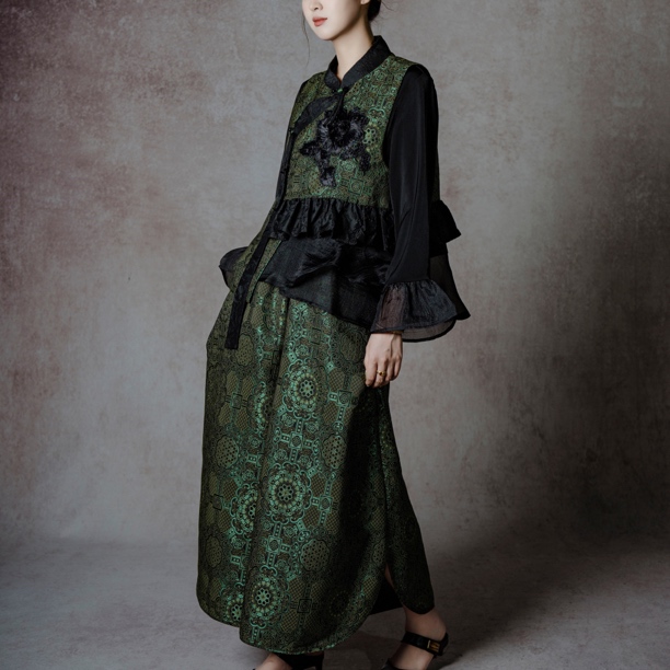 【大海轻奢】S1956翡翠绿新中式领手工刺绣盘花不规则木耳边马甲