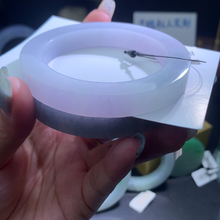 定制翡翠未镶嵌翡翠手镯