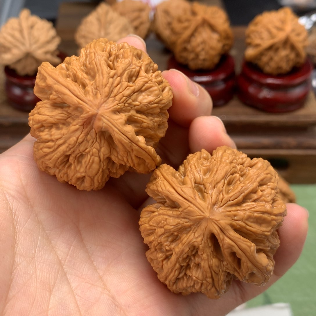 文玩核桃吊坠45粗筋