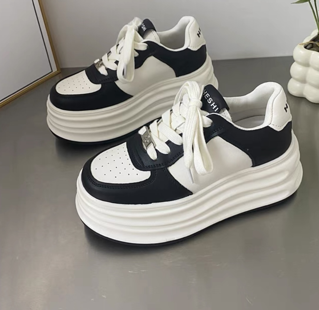 2025春季真皮时尚松糕厚底熊猫色板鞋