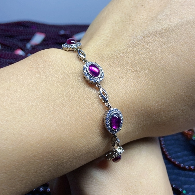 【闪购商品】石榴石手链未镶嵌