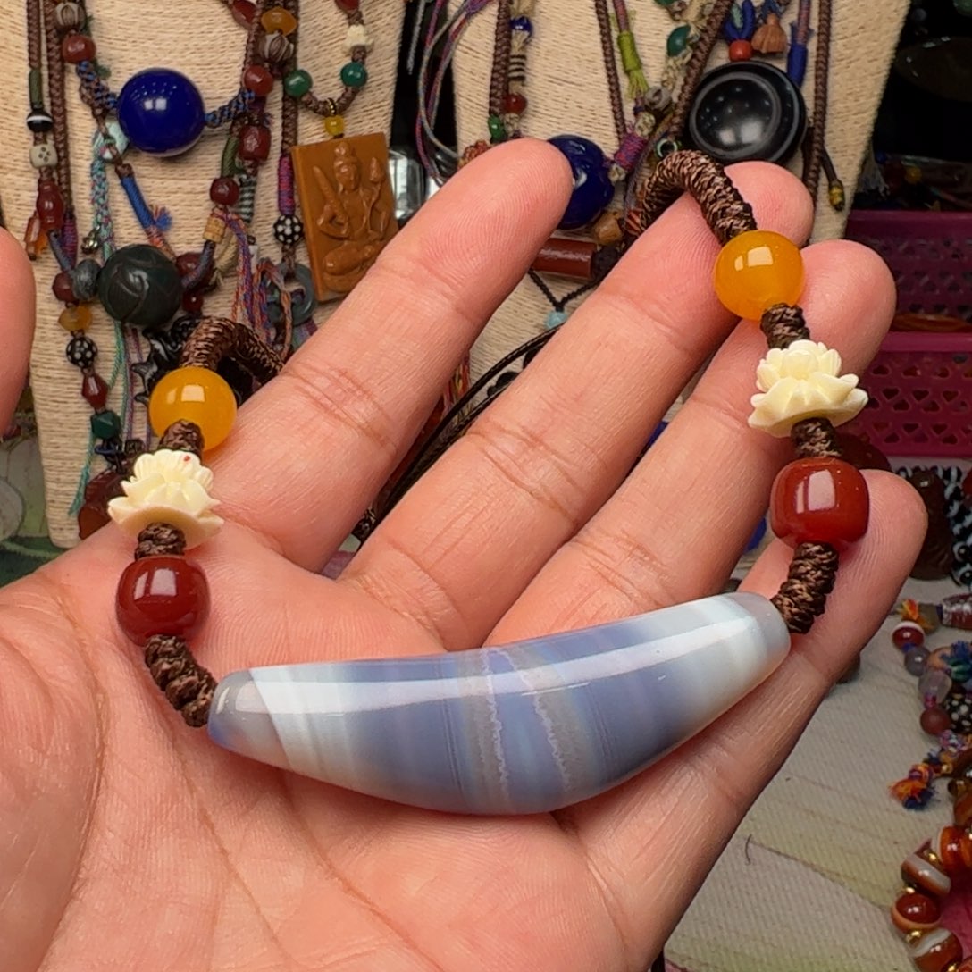 玛瑙/玉髓颈饰未镶嵌