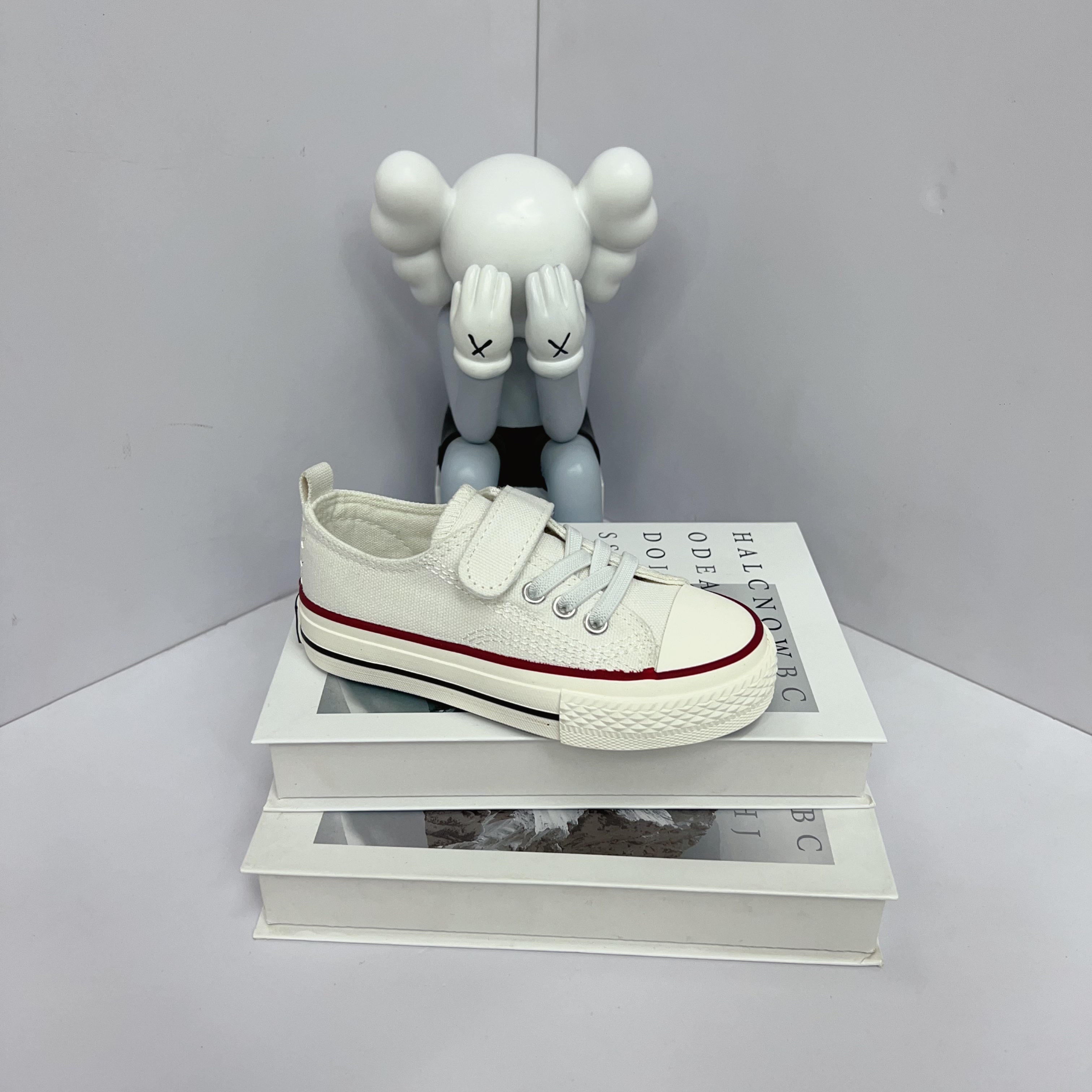 109儿童浅口帆布鞋经典女纯色时尚男春秋板鞋极简风