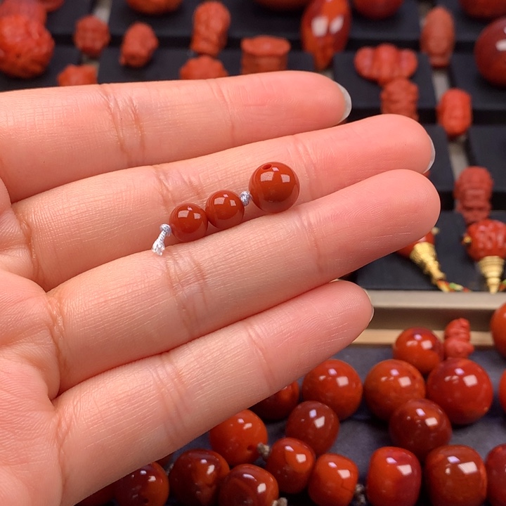 米***飯南红玛瑙未镶嵌套装