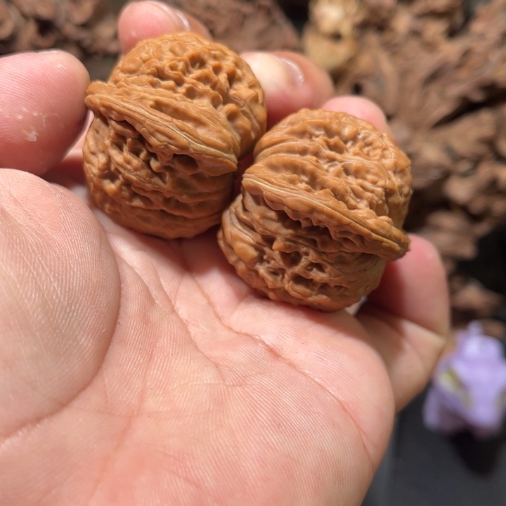 站***桃文玩核桃吊坠四座楼 