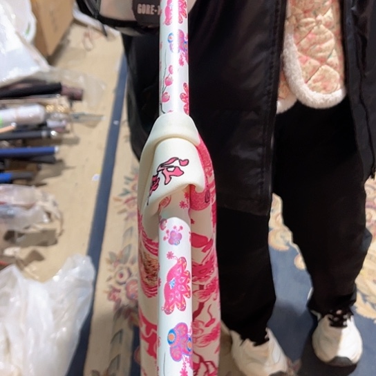 粉花支架杆2.7米裸一根。   