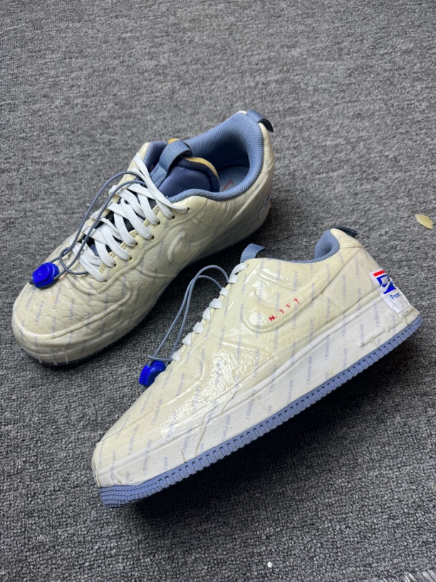 95新 NIKE/耐克 95新烁/耐克/43码/AF1 泡泡糖