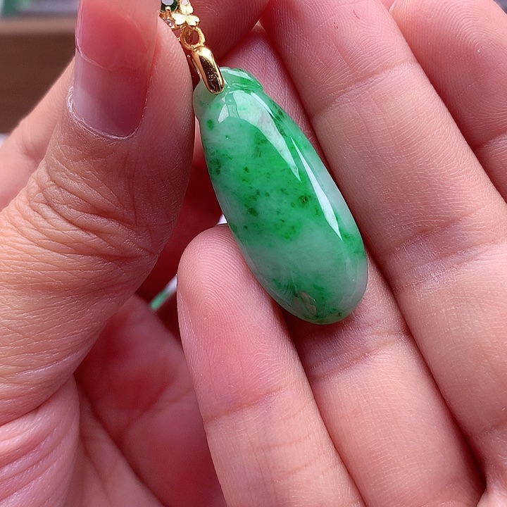 翡翠颈饰银S925镶嵌翡翠