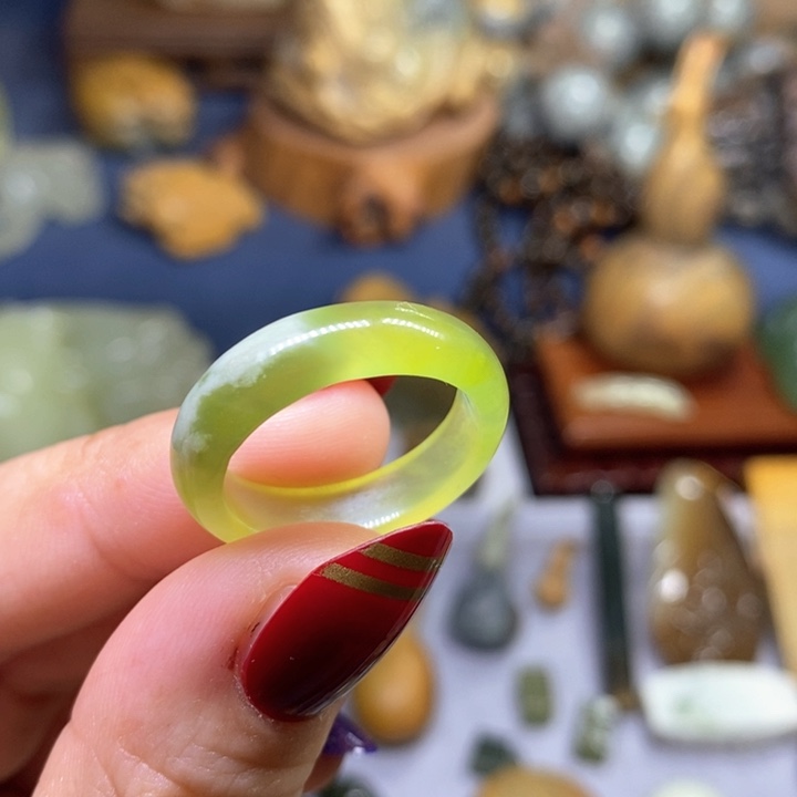 蛇纹石玉岫玉19.2 口未镶嵌