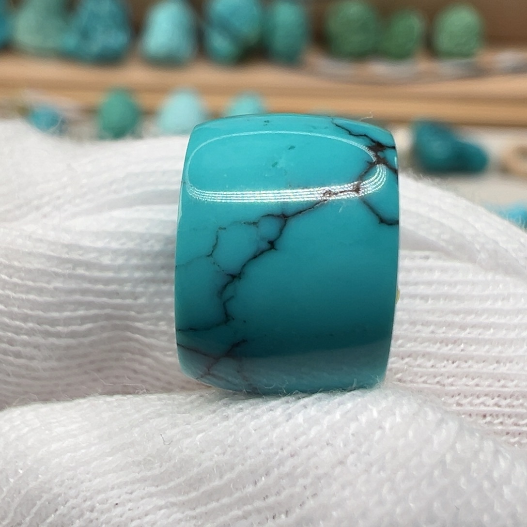 绿松石配饰未镶嵌