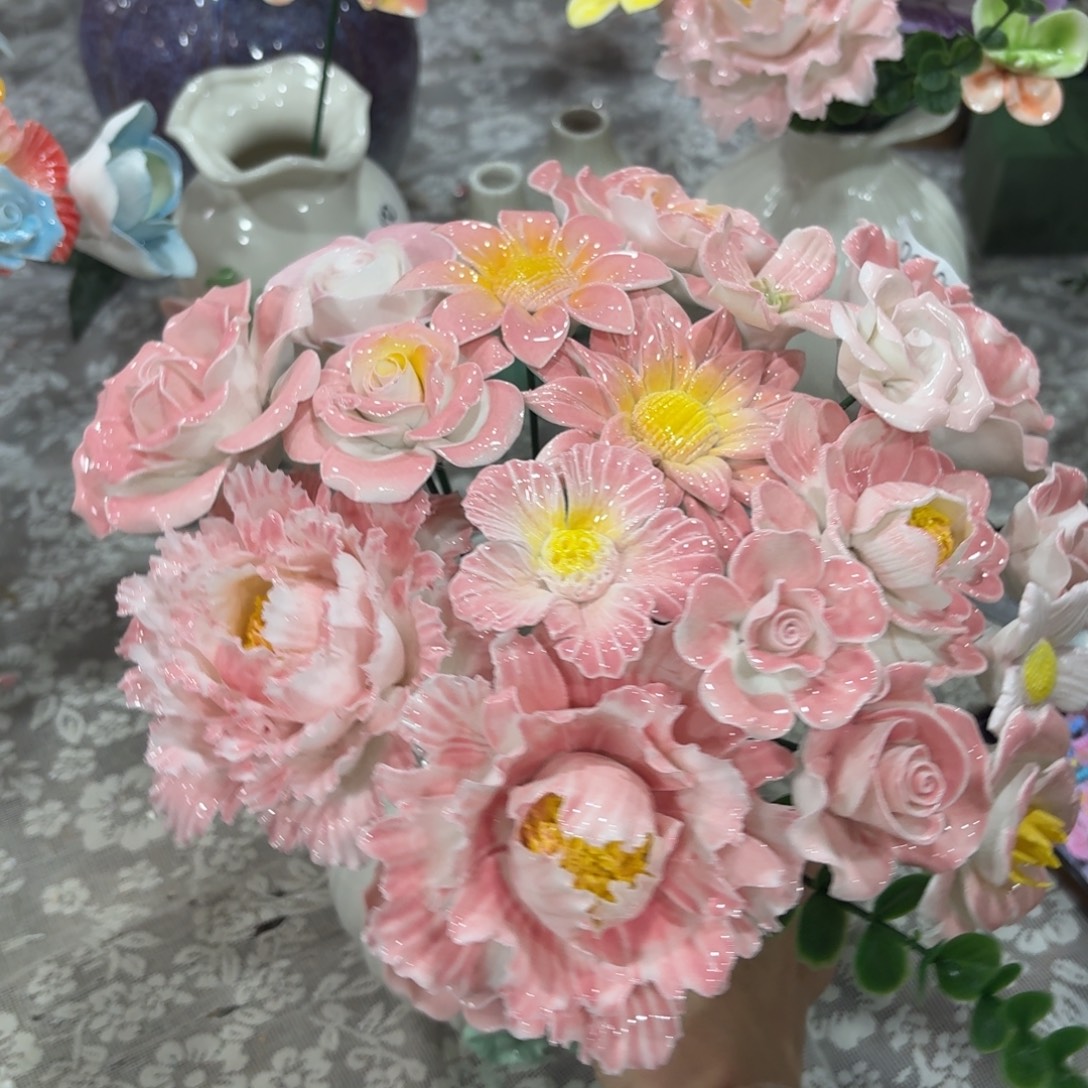 929不带瓶陶瓷花满20元发货退款的拉黑