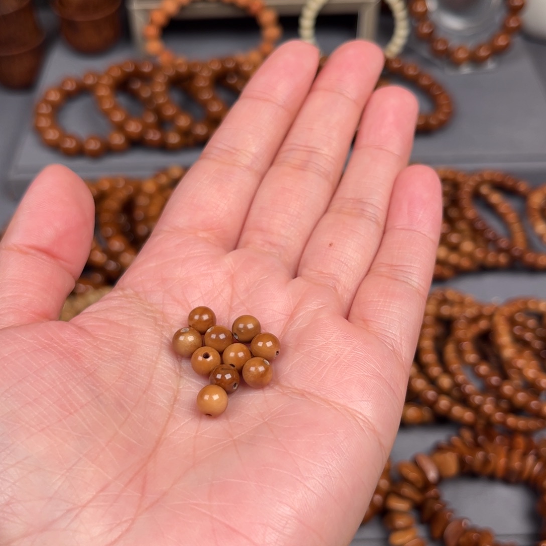 嗯***！果皮0.6圆珠散珠12颗