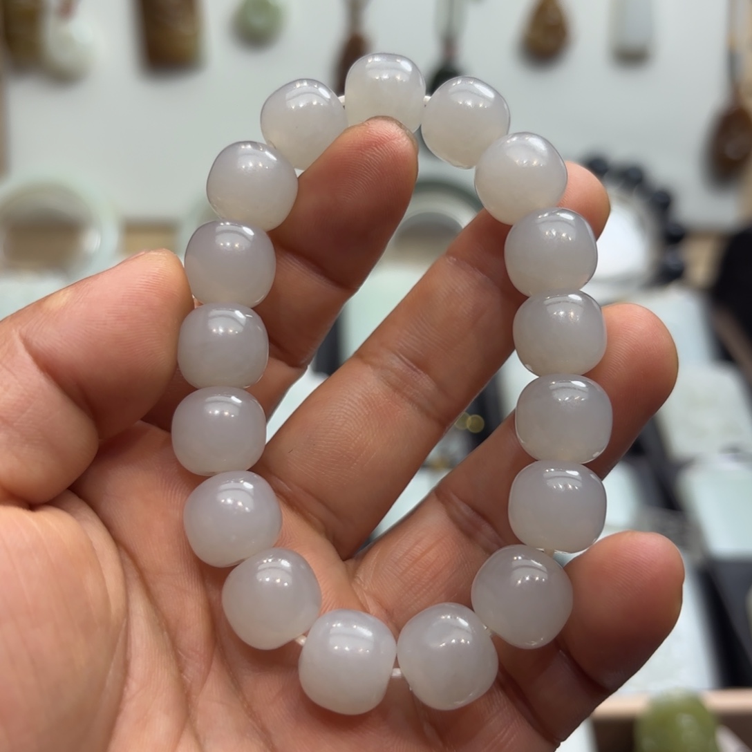 和田玉未镶嵌项圈