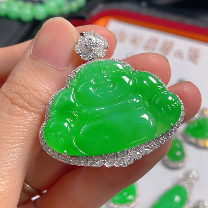 @***妍翡翠18K金镶嵌吊坠(不含链)