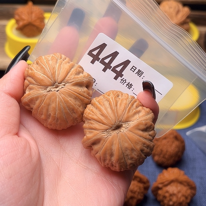 核桃几*文玩文玩文玩444