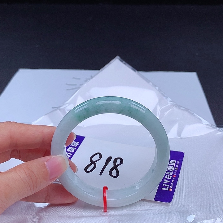 翡翠手镯未镶嵌手镯001253