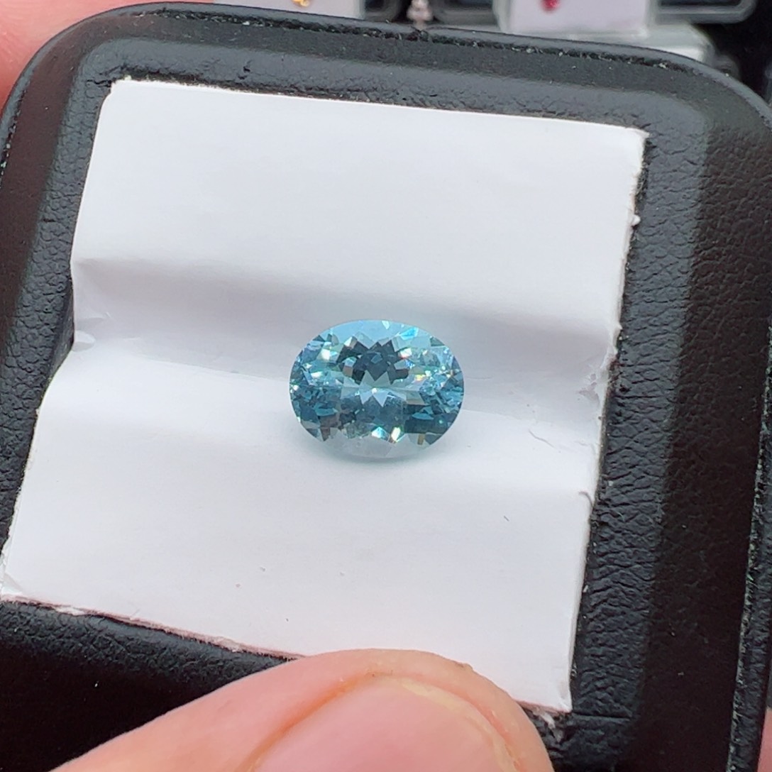 海蓝宝石裸石未镶嵌雪**情2.32克拉裸石微棉