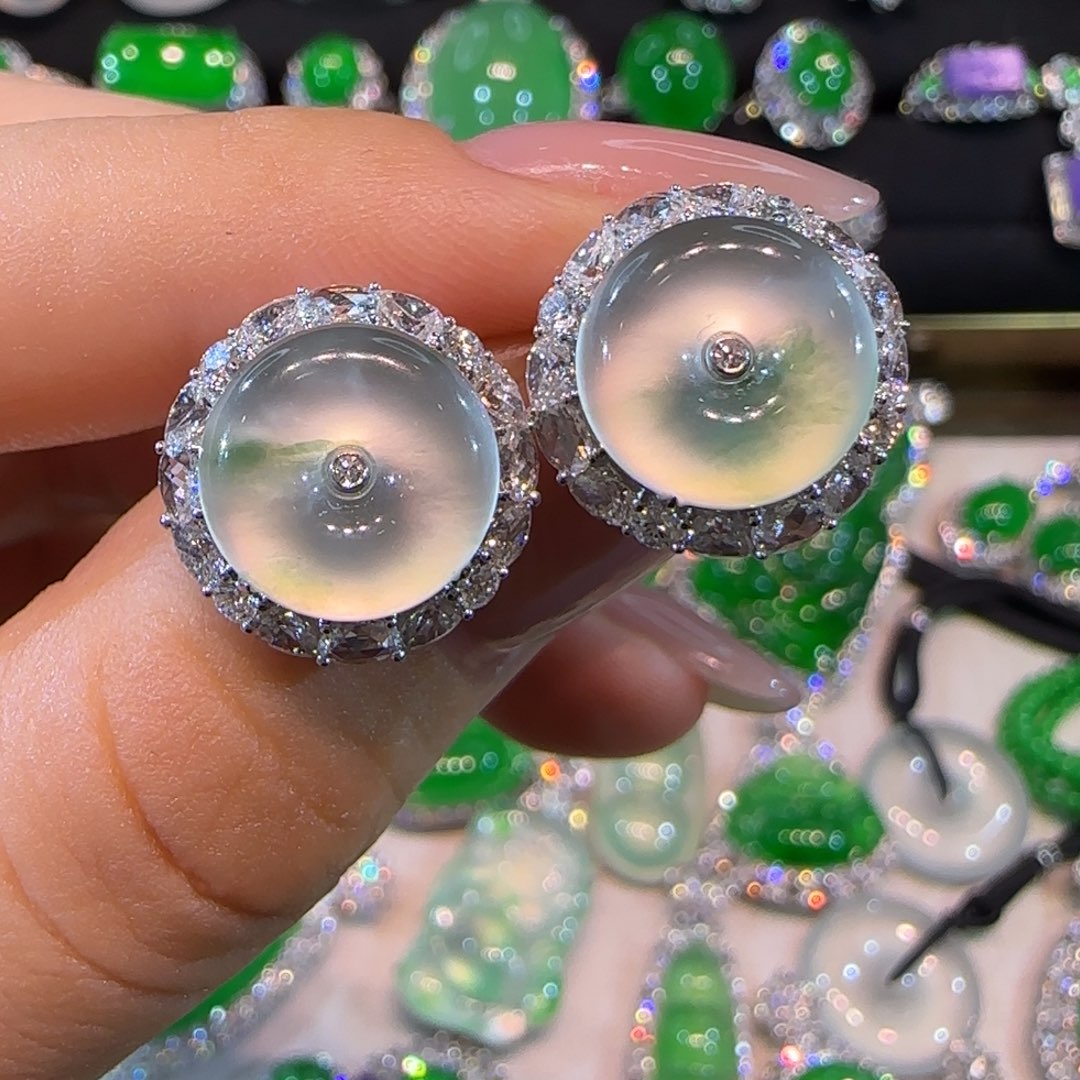 翡翠18K金镶嵌耳饰平安扣