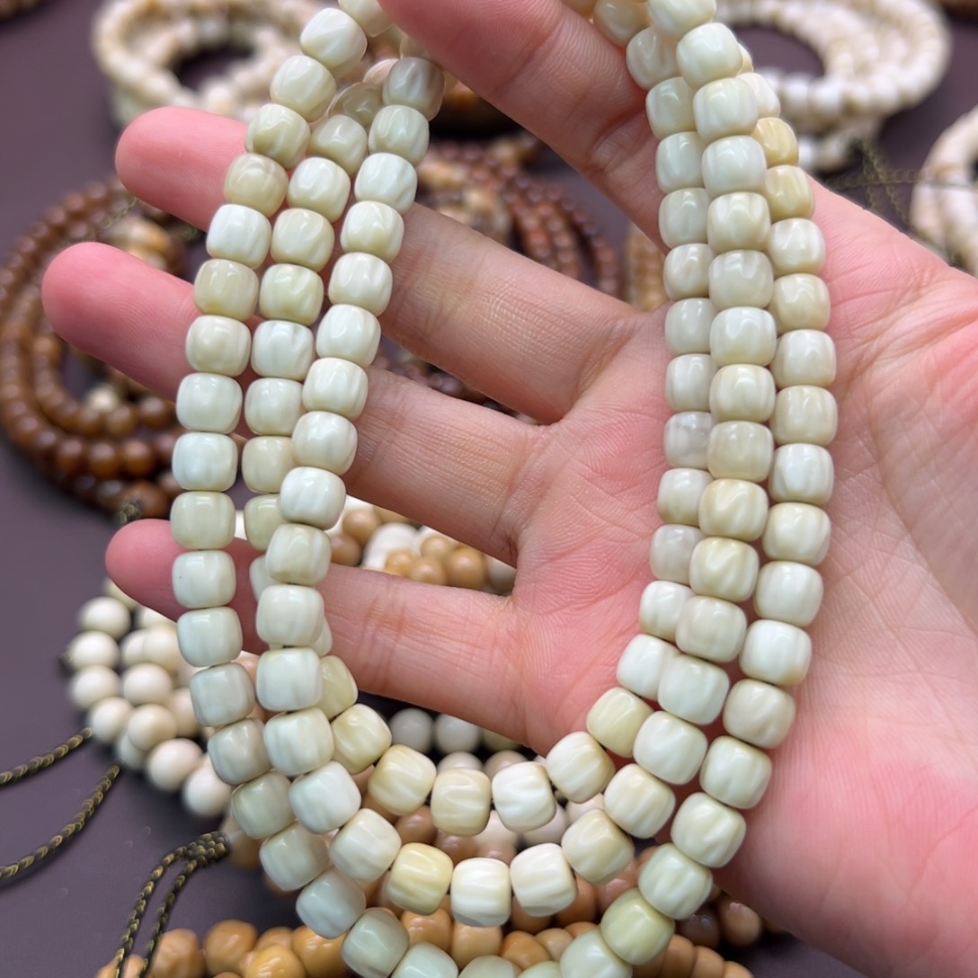 吉***欣吊坠龙脊菩提百香