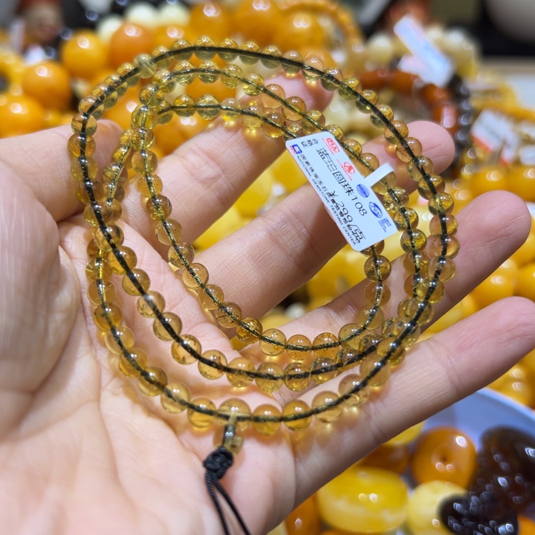 琥珀珠宝奇石未镶嵌