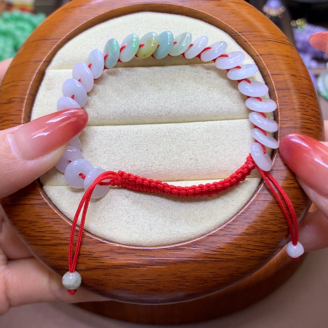 【闪购商品】翡翠颈饰未镶嵌翡翠