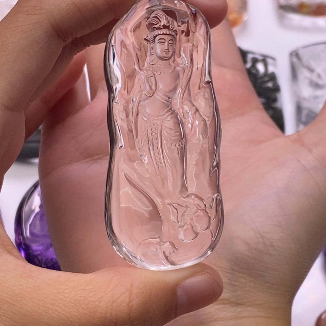 李***音未镶嵌水晶颈饰定制