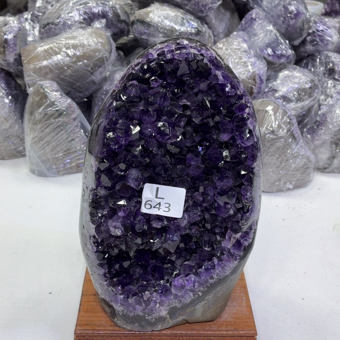 水晶摆件未镶嵌天然紫水晶