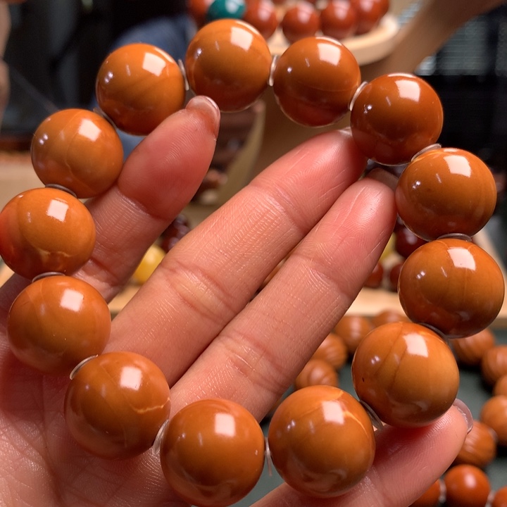 橄榄核手串1.75水晶核