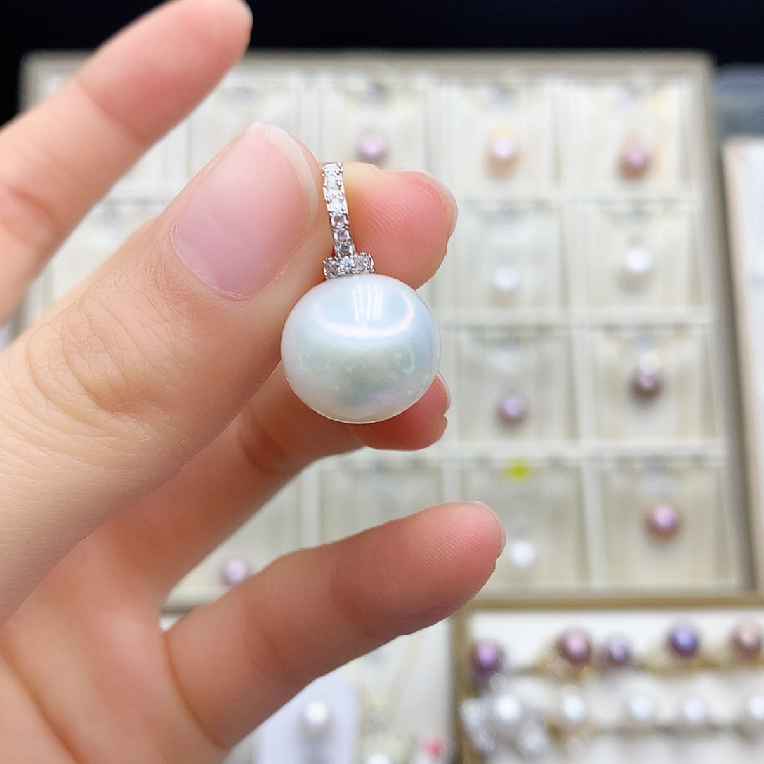 淡水珍珠颈饰合金