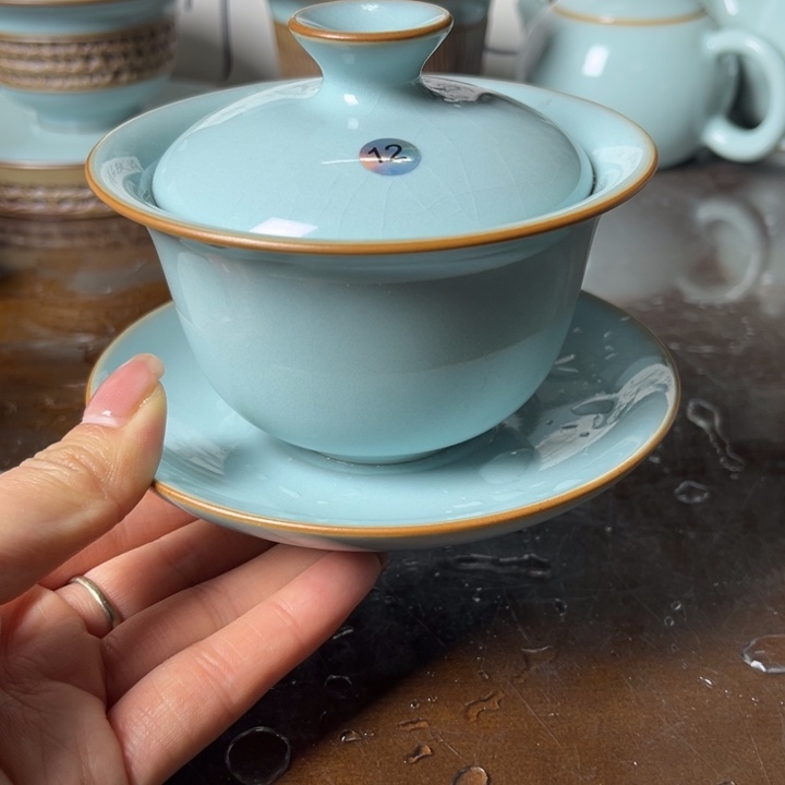 12号和可可哭天良可可咯摸呢