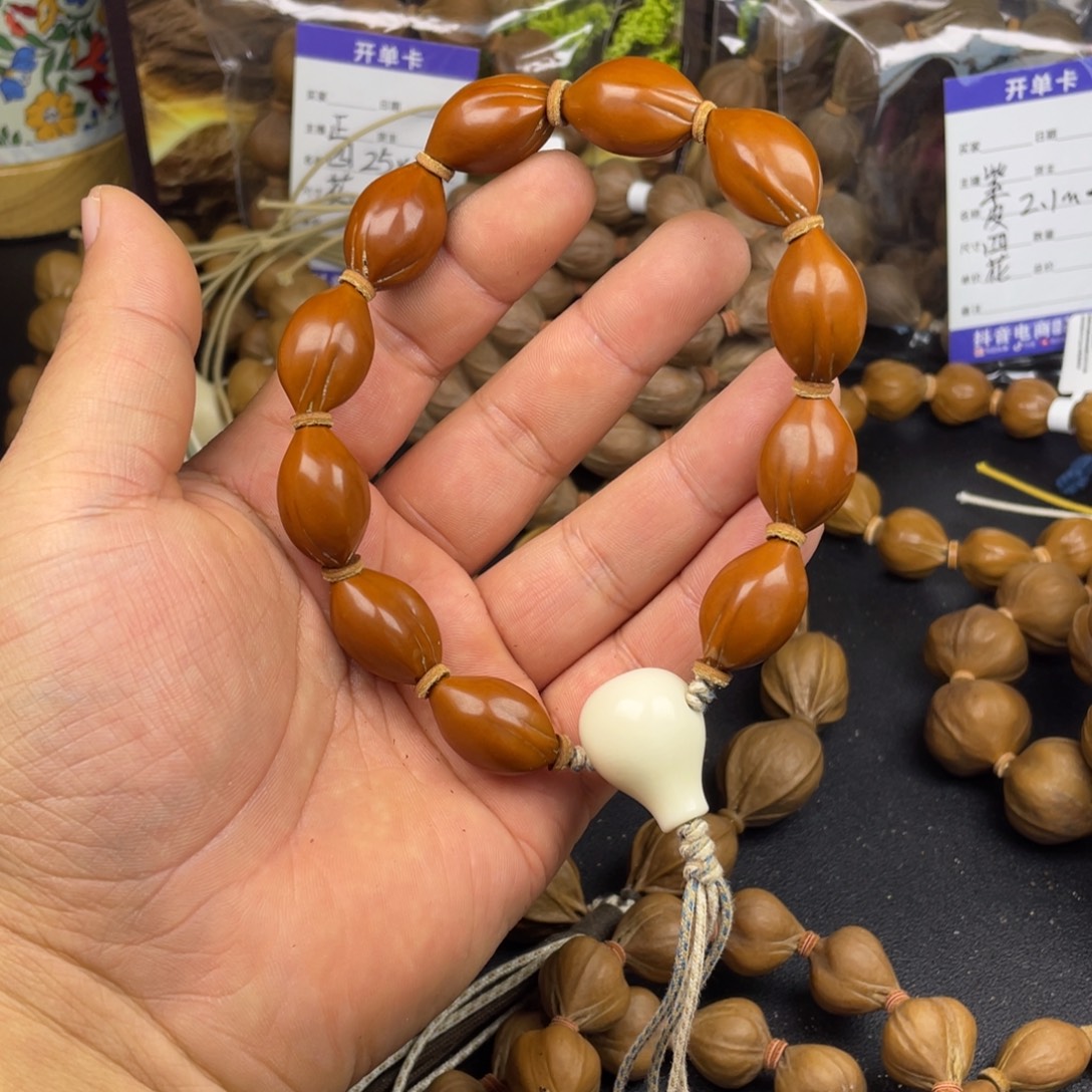 学***行橄榄核手串鸡血红15mm