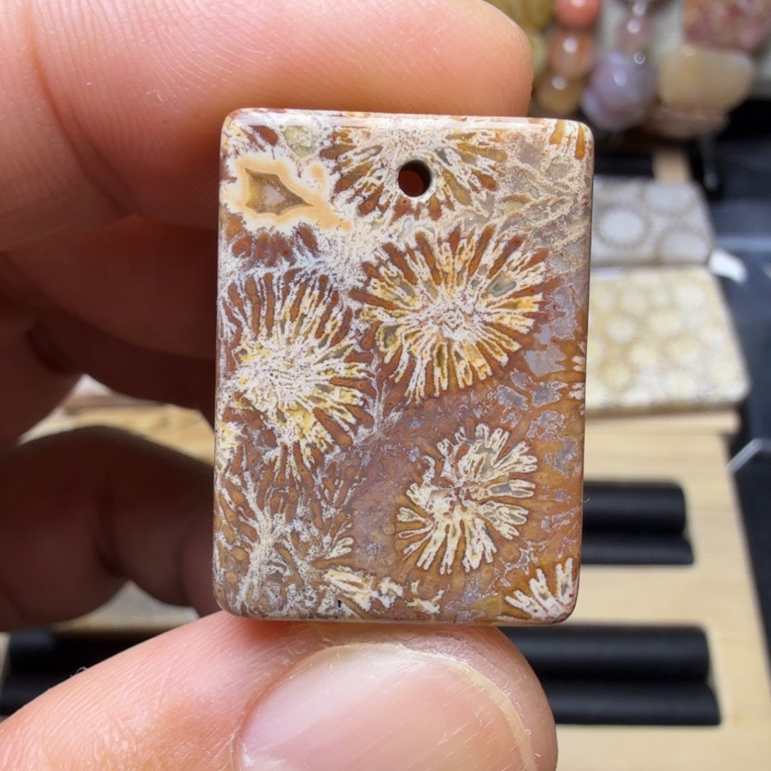 硅化玉未镶嵌天然有机玉石保真色