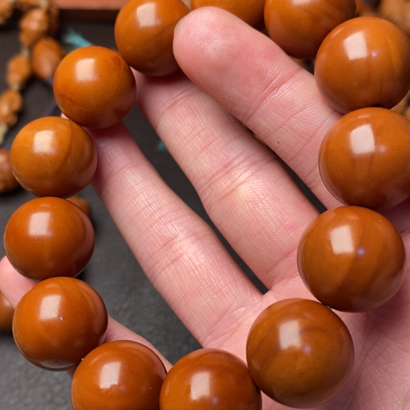 【闪购商品】橄榄核吊坠橄榄核