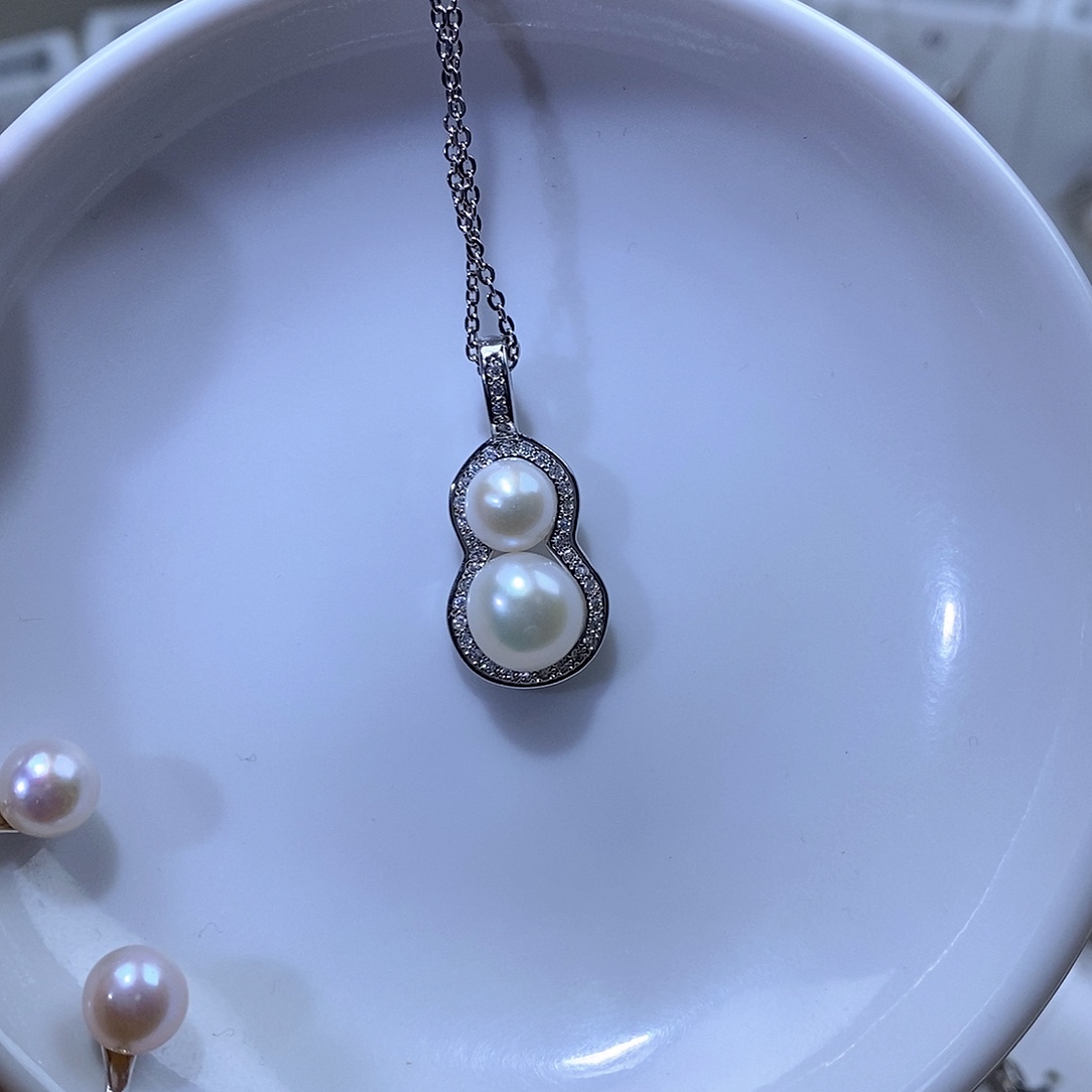 淡水珍珠耳饰未镶嵌