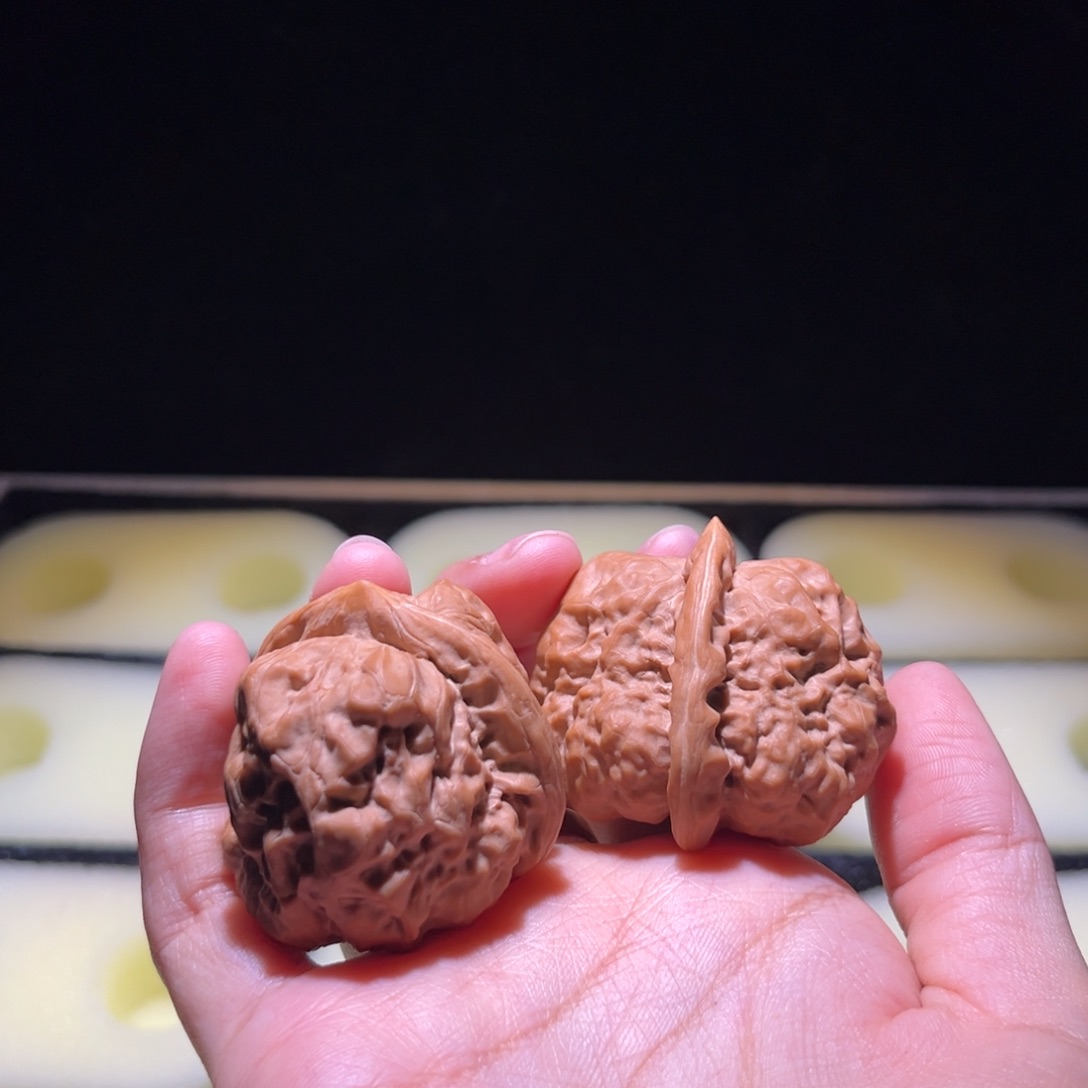 栾***门文玩核桃吊坠蛤蟆