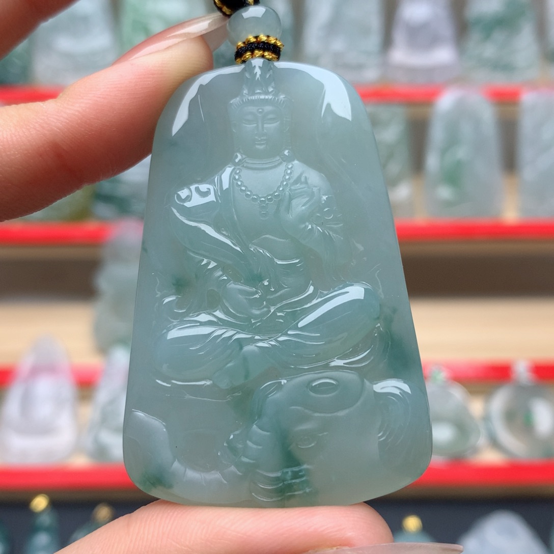 翡翠颈饰未镶嵌普贤