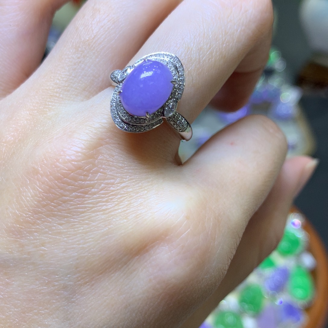 【闪购商品】翡翠颈饰18K金镶嵌翡翠吊坠项链