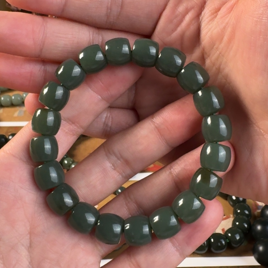 和田玉手链未镶嵌