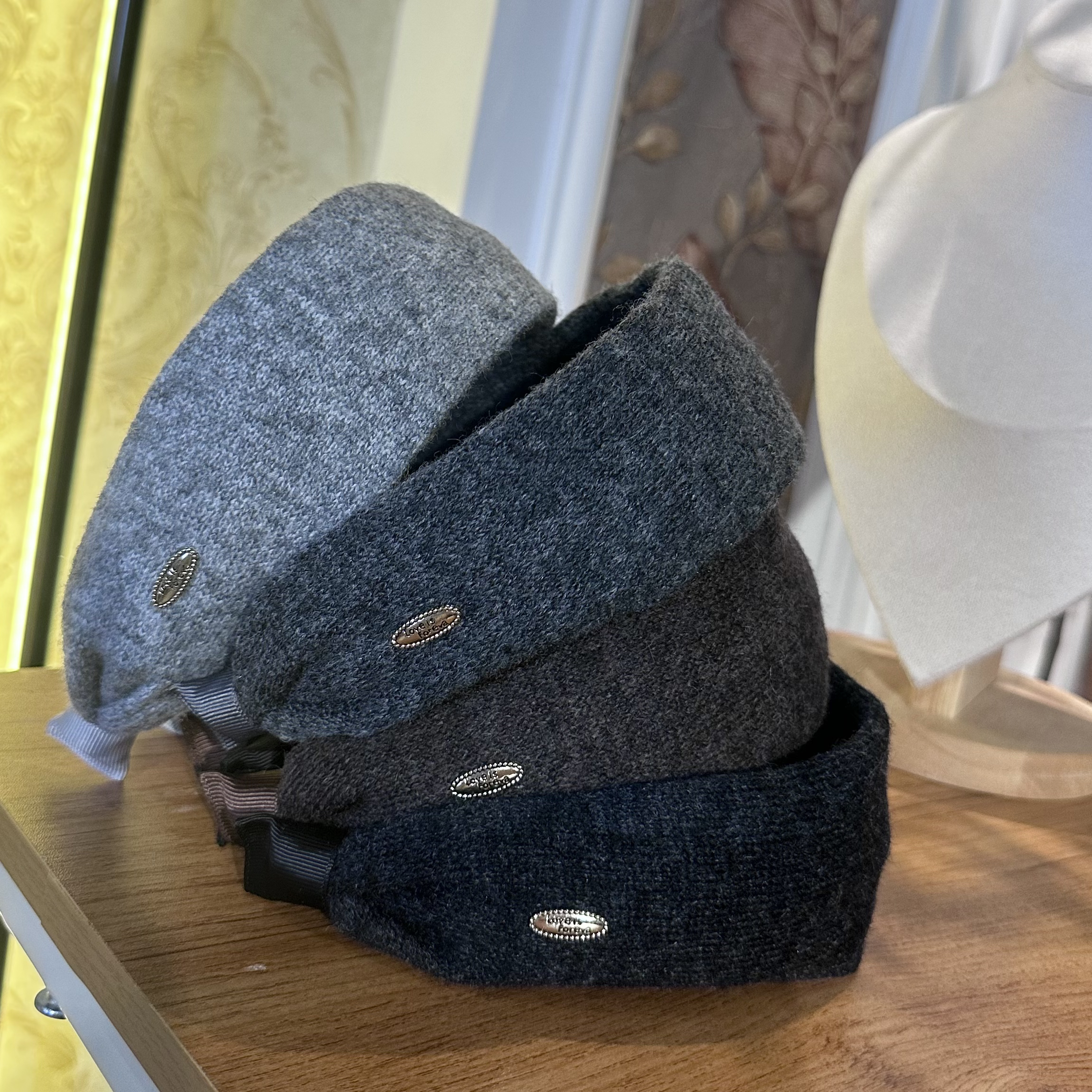 「唐舍庄园」定制款20%羊毛韩国复古棕金标针织宽边高颅顶秋冬发箍