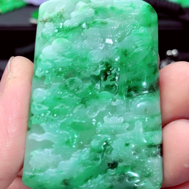 翡翠未镶嵌吊坠(不含链)