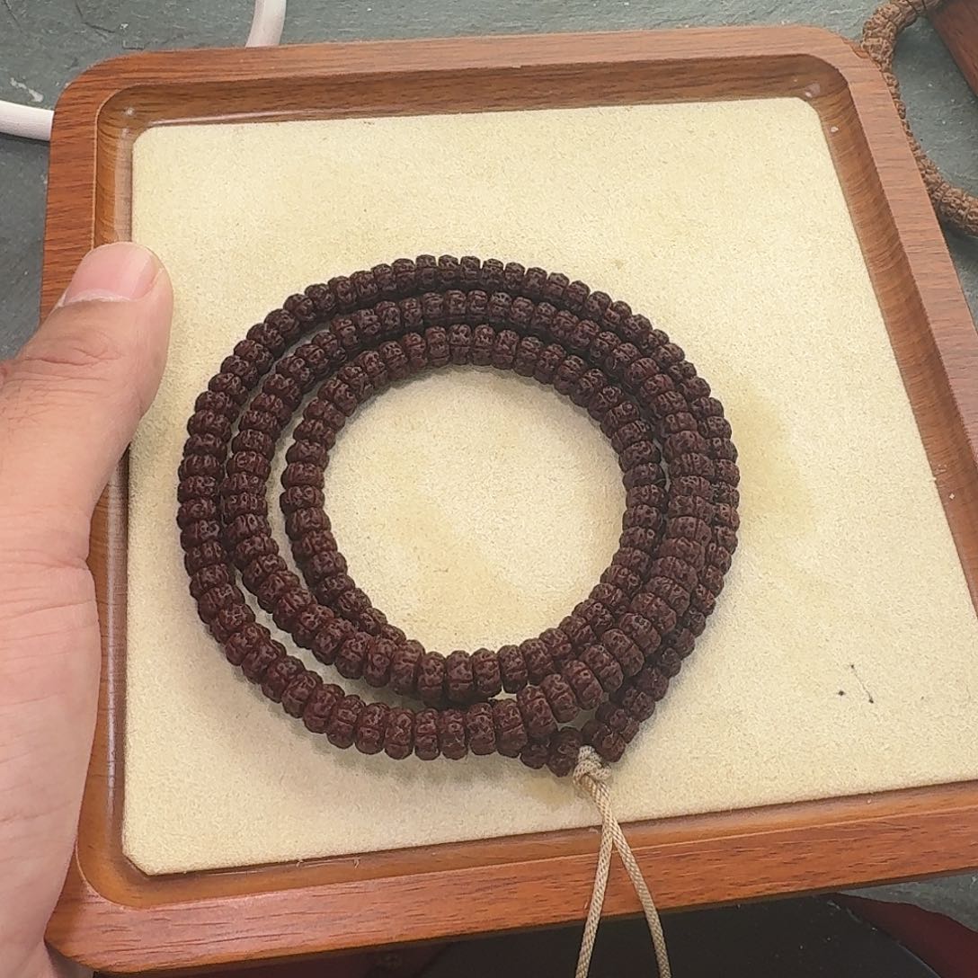 吊坠柏香籽/百香籽藏式老树王108条