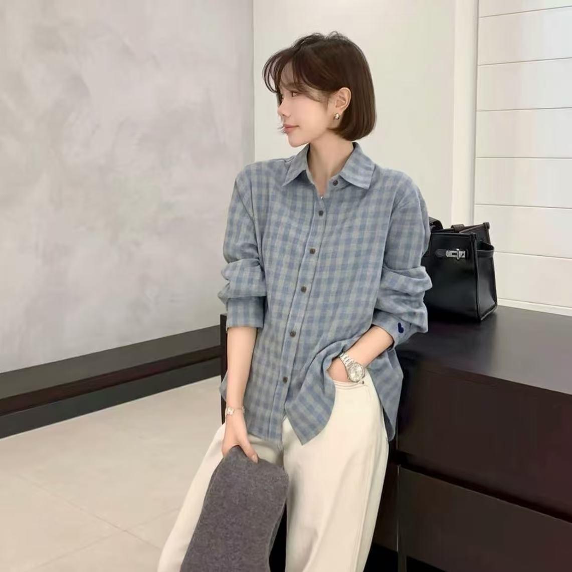 2025磨毛棉翻领色织格纹衬衫冬季新款时尚简约百搭休闲女士