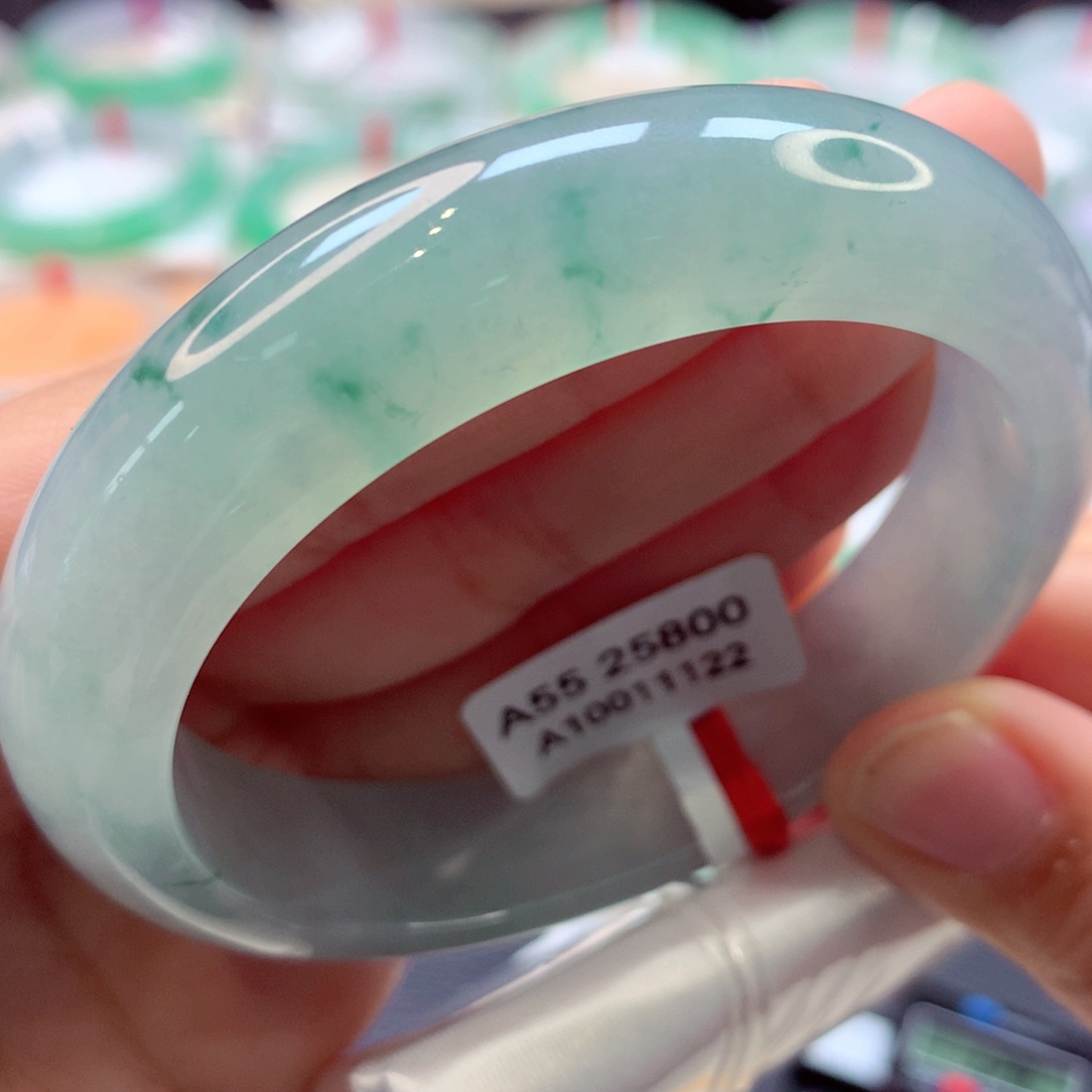 翡翠手镯未镶嵌22翡翠手镯99