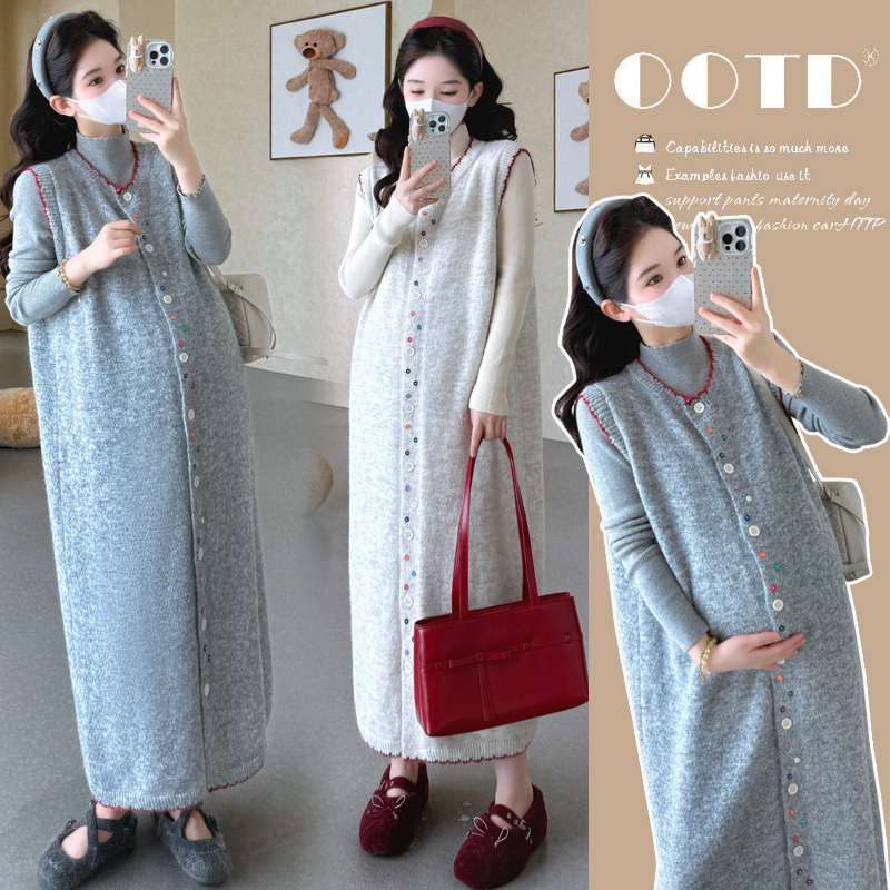 孕妇装秋冬新款时尚潮流针织七彩开扣毛衣马甲裙半高领针织打底