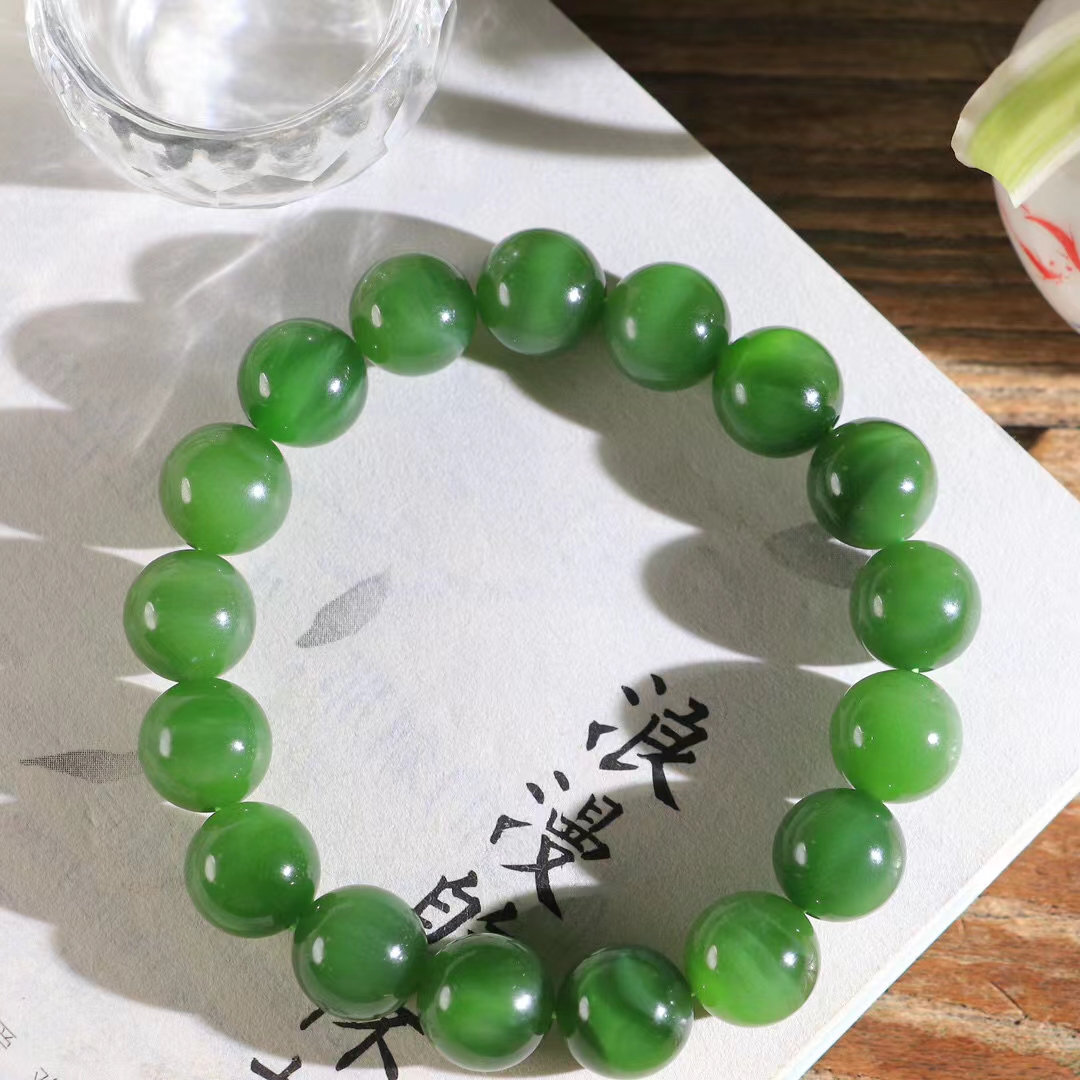 碧玉菠菜绿阳绿圆珠大珠径男款手串