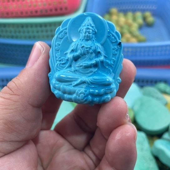 未镶嵌菱锰矿珠宝半成品